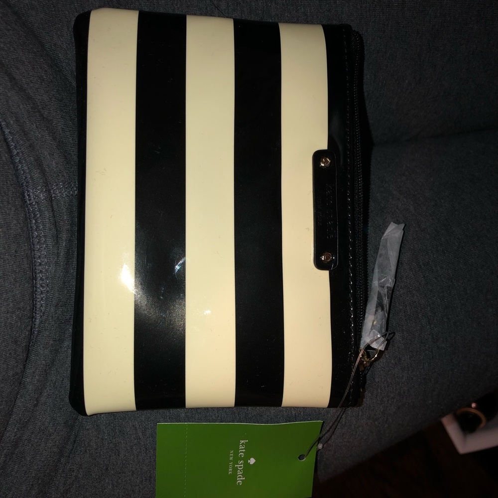 Kate Spade - make-up/coin purse (NWT)
